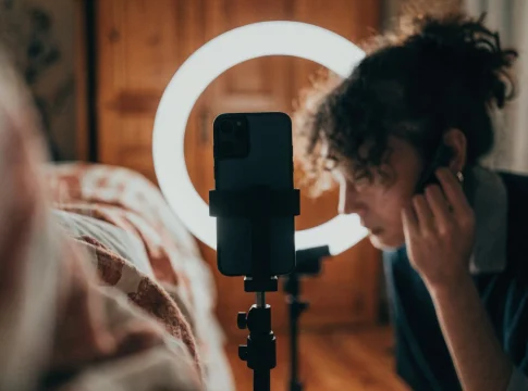 Cinco apps para editar vídeos de Reels e TikTok no celular