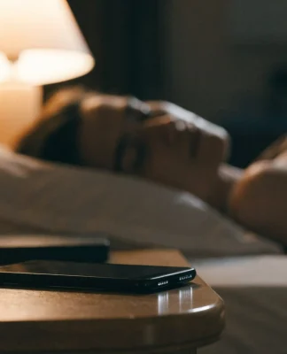 Aplicativos de música para o sono: timer, ruído branco e rotina noturna
