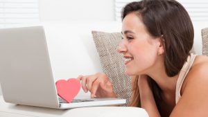 تطبيقات مواعدة مجانية للتنزيل