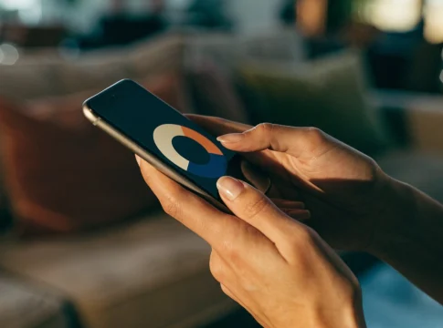 Limpeza de memória: como escolher o app que libera espaço no celular